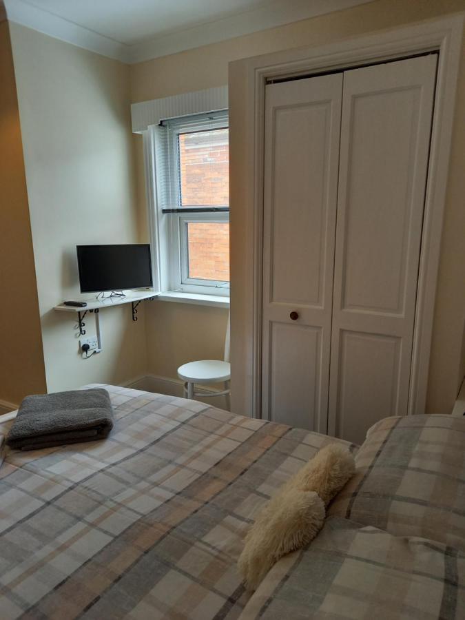 Crofton Guest House Веймут Екстер'єр фото