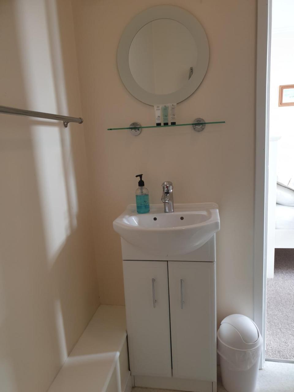 Crofton Guest House Веймут Екстер'єр фото