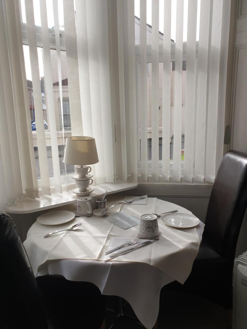 Crofton Guest House Веймут Екстер'єр фото